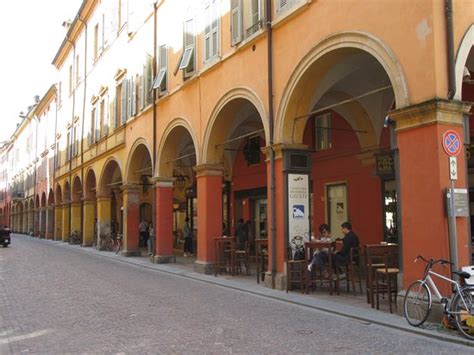 via farini parma maps